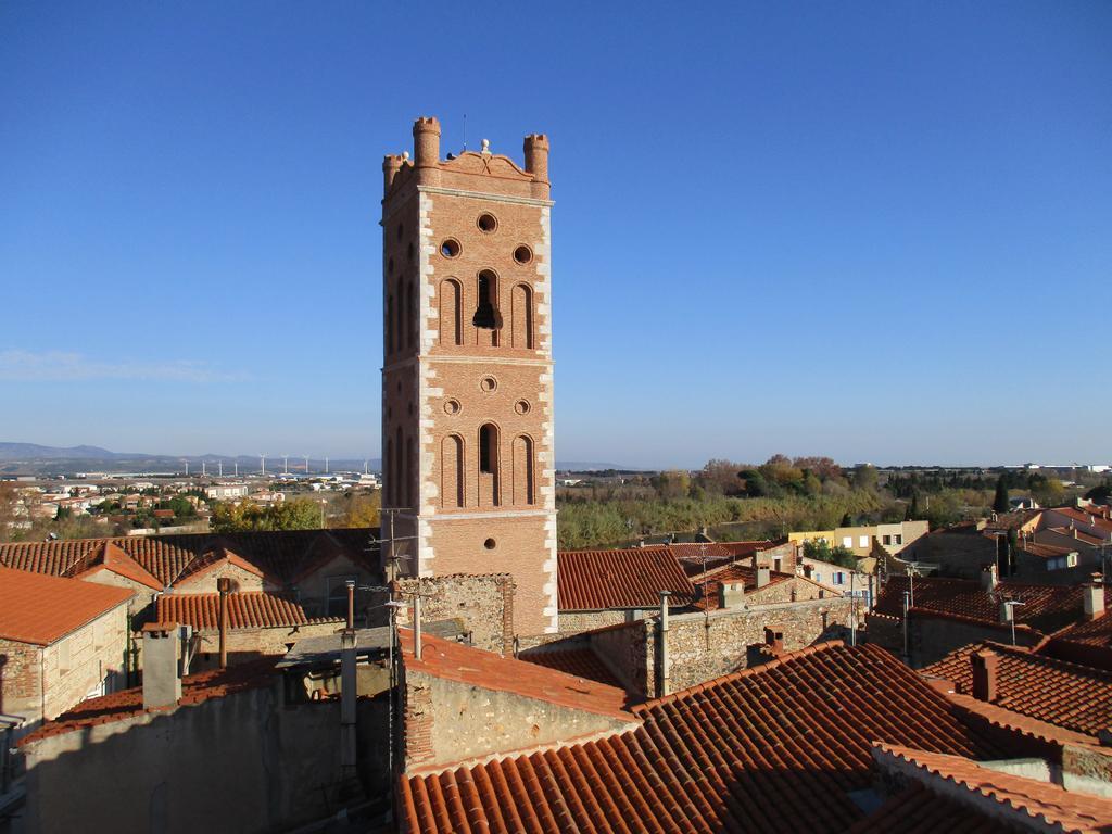 Le Presbytere Bed & Breakfast Rivesaltes Ruang foto