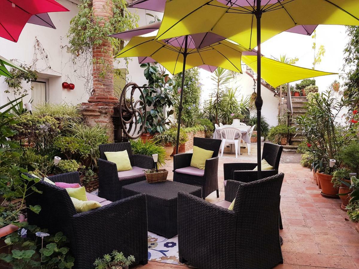 Le Presbytere Bed & Breakfast Rivesaltes Bagian luar foto